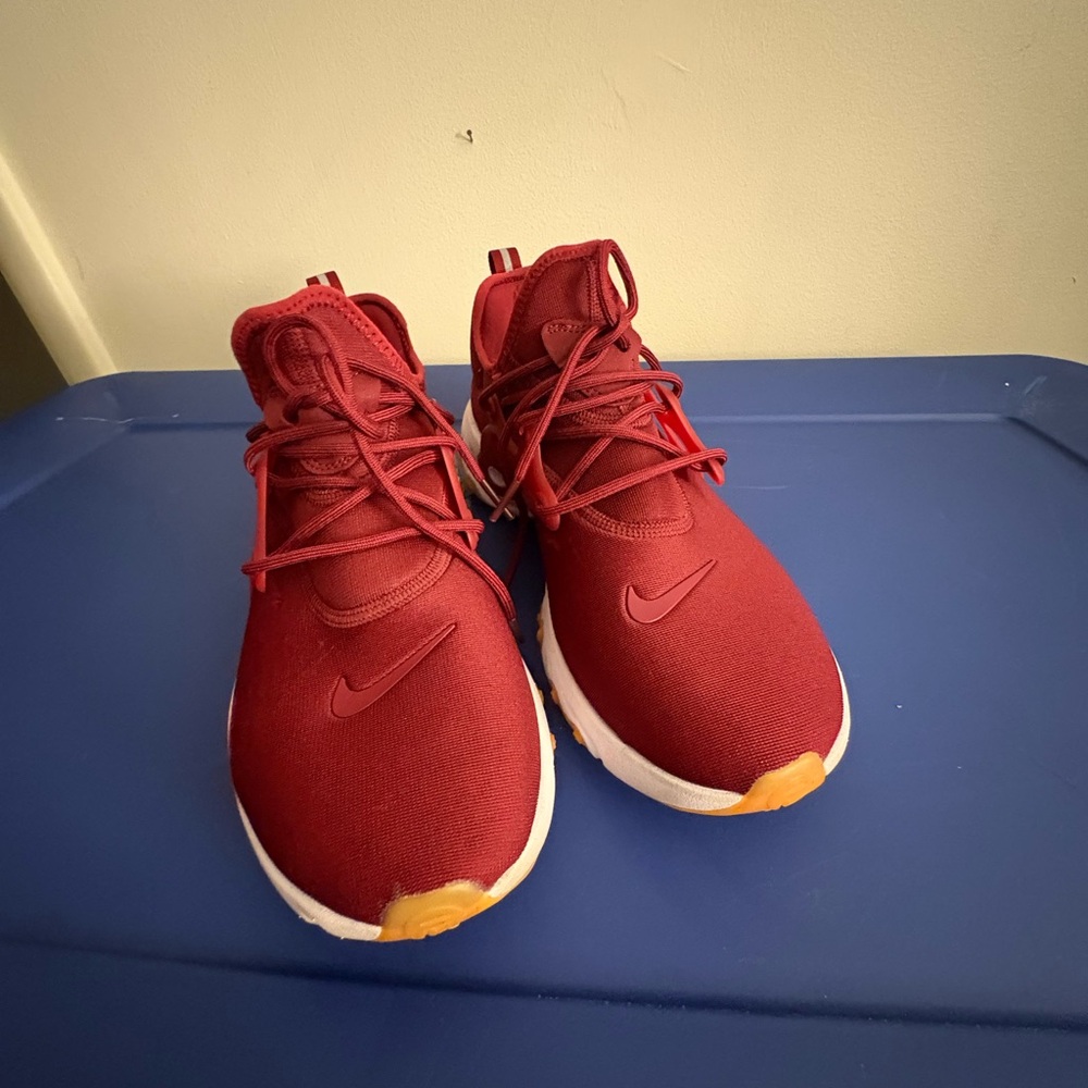 Nike Sneaker
